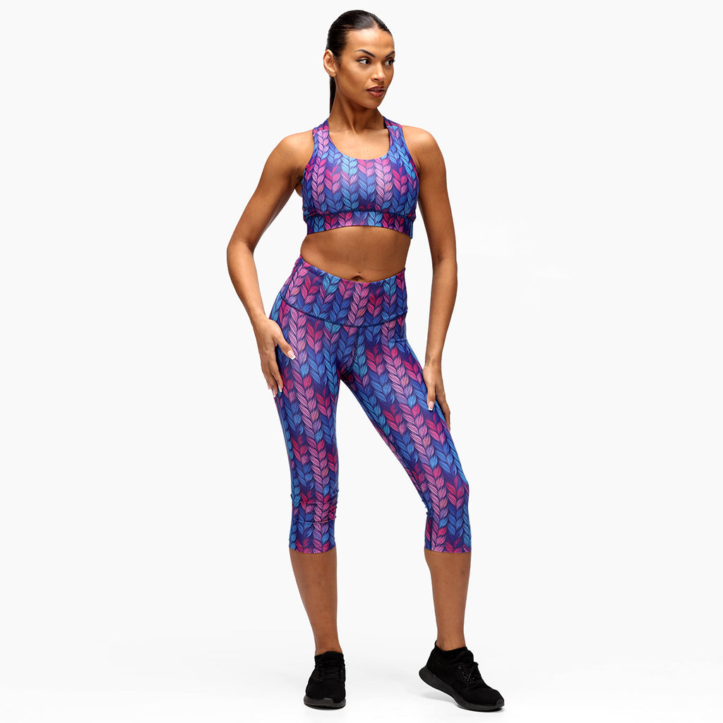 Nike Go Women's Firm-Support High-Waisted Capri Leggings with Pockets. Nike  IN
